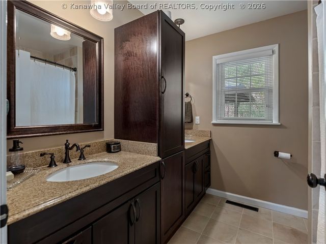 1108 Montrose Drive, South Charleston, WV 25303