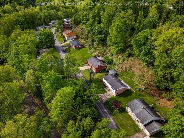 1108 Montrose Drive, South Charleston, WV 25303