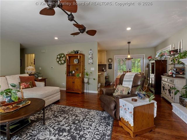 1108 Montrose Drive, South Charleston, WV 25303