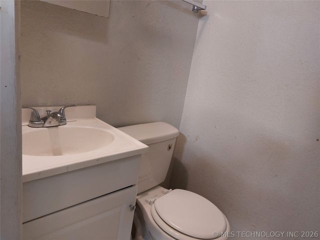 6203 E King Street, Tulsa, OK 74115