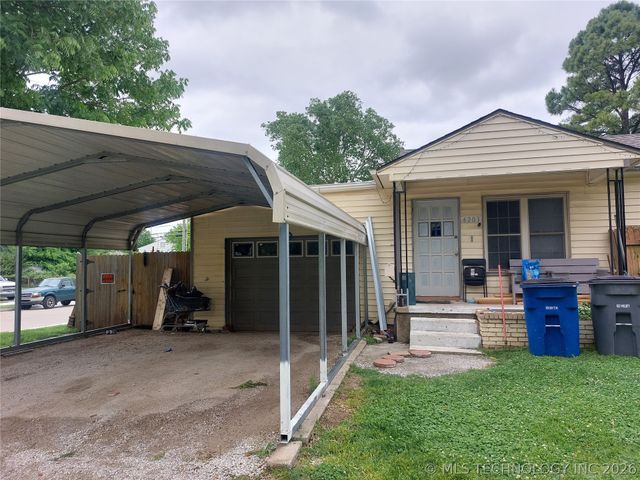 6203 E King Street, Tulsa, OK 74115