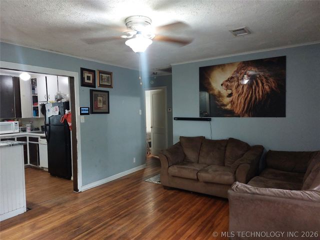 6203 E King Street, Tulsa, OK 74115