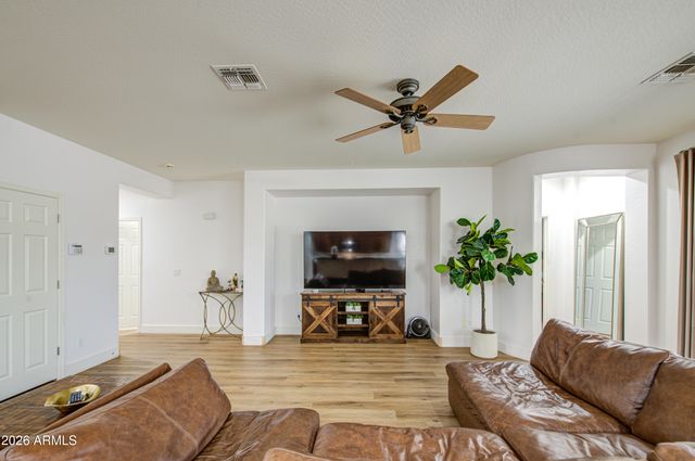 5434 W HARWELL Road, Laveen, AZ 85339