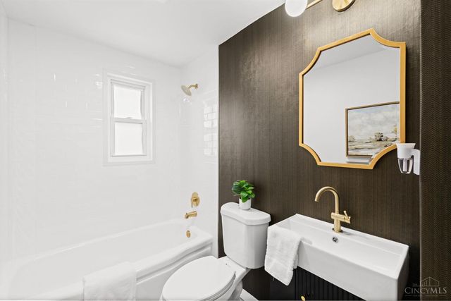 25 Lucy Run Road, Batavia Twp, OH 45102