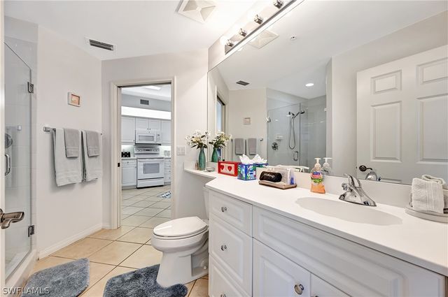 410 Bayfront PL 2409, Naples, FL 34102