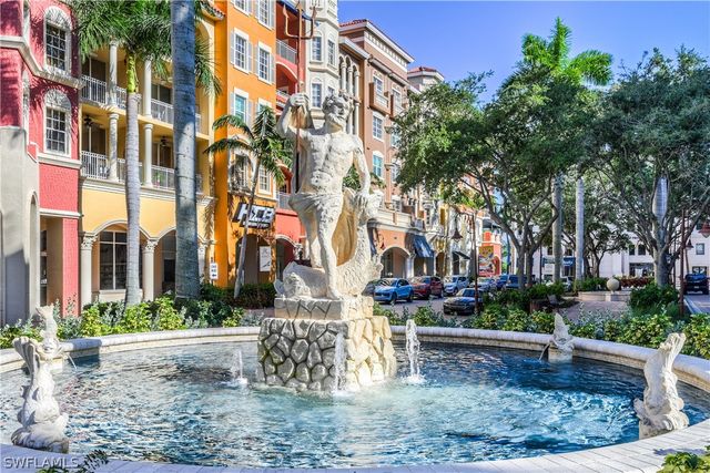 410 Bayfront PL 2409, Naples, FL 34102