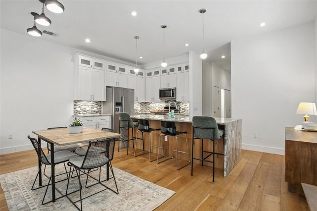 5402 Woodrow Ave B, Austin, TX 78756