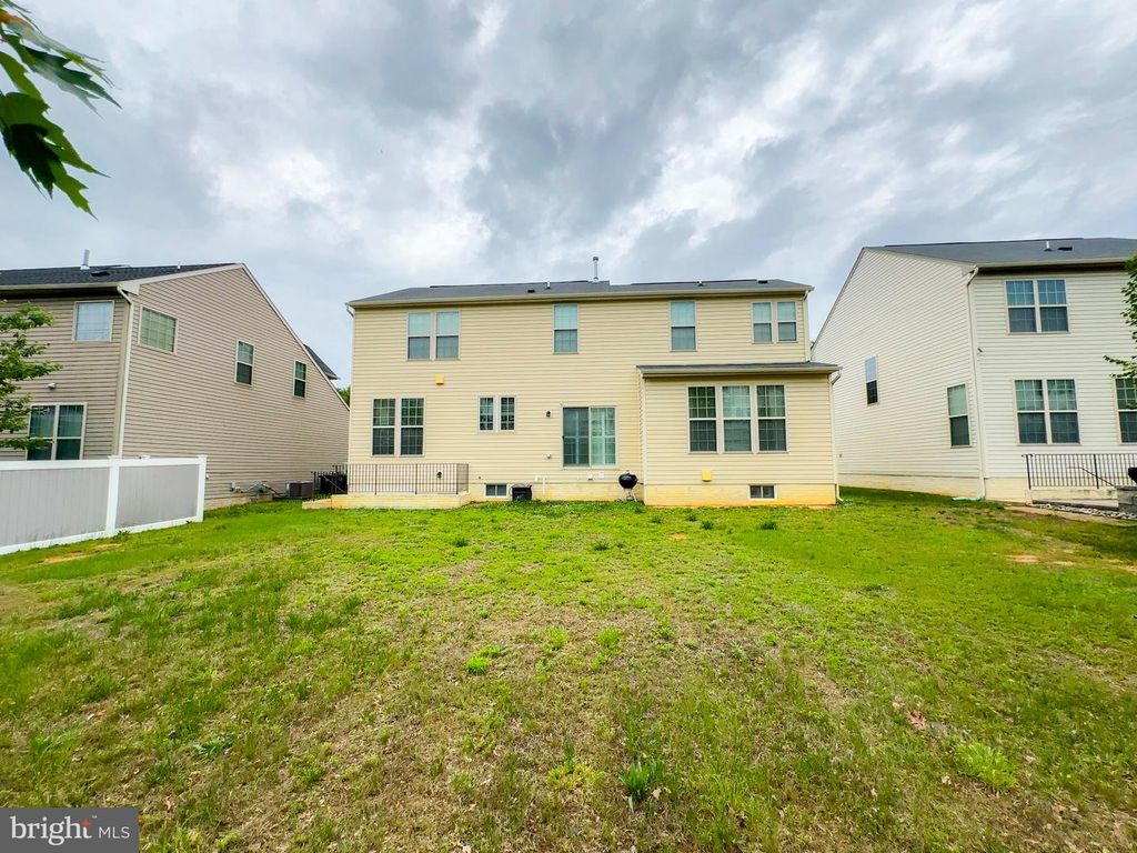 Image 49 of property listing at 14007 VINTAGE LN, Accokeek, MD 20607
