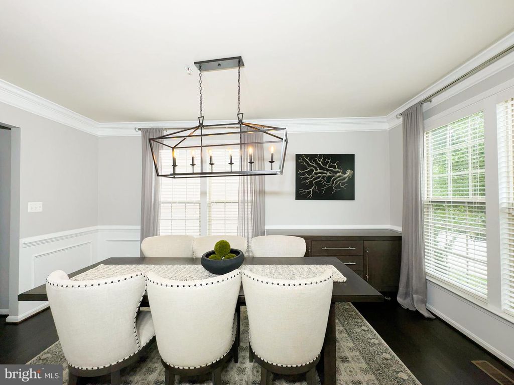 Image 8 of property listing at 14007 VINTAGE LN, Accokeek, MD 20607