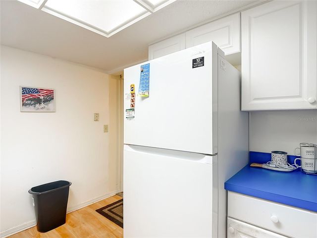 5937 FOREST LANE, Zephyrhills, FL 33542