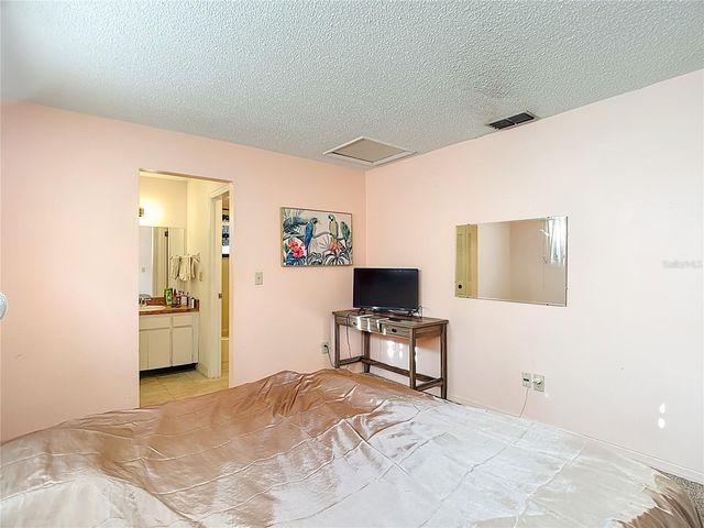 5937 FOREST LANE, Zephyrhills, FL 33542