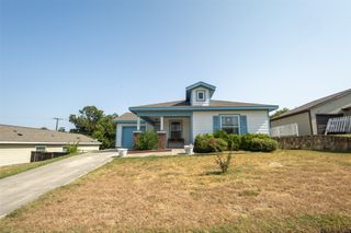 5405 Van Natta Lane, Fort Worth, TX 76112