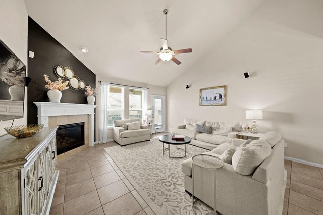 9957 Spring Rock Lane, Brookshire, TX 77423