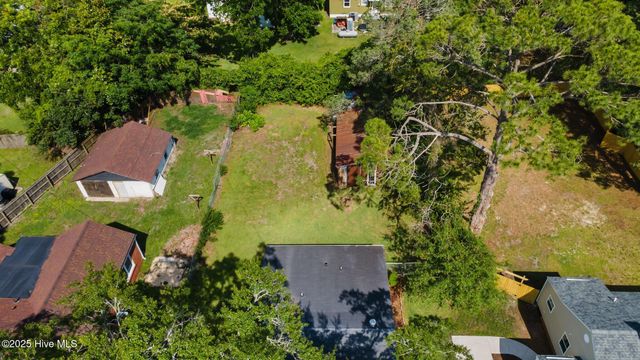 822 Chattawka Lane, New Bern, NC 28560