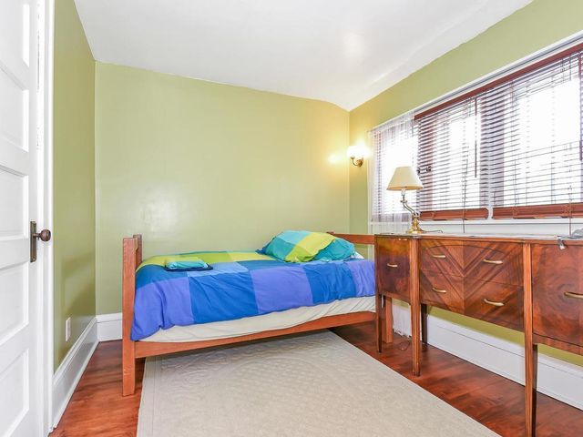 1919 Como Avenue SE, Minneapolis, MN 55414