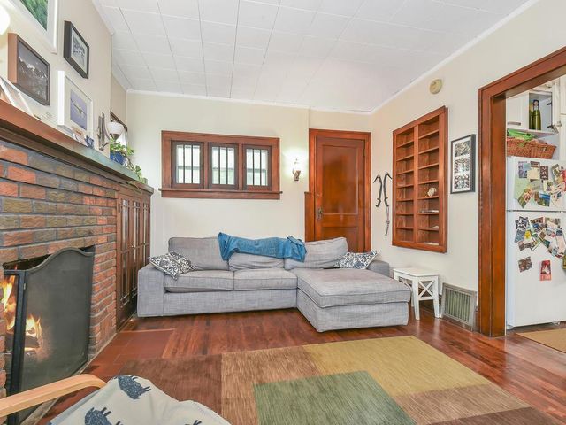 1919 Como Avenue SE, Minneapolis, MN 55414