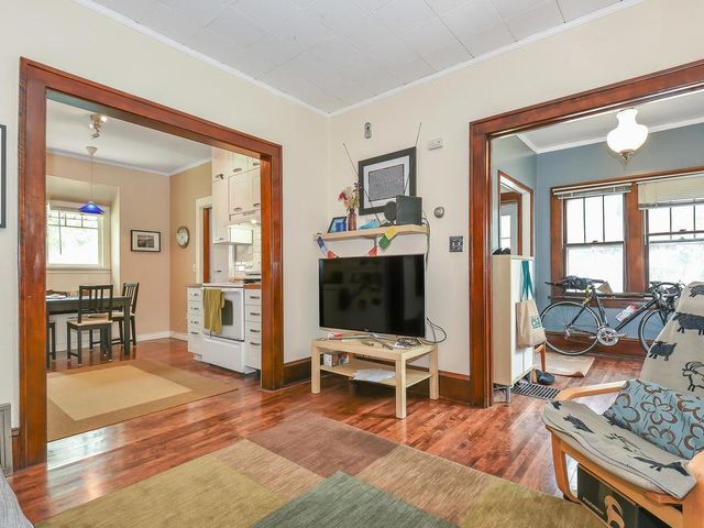 1919 Como Avenue SE, Minneapolis, MN 55414