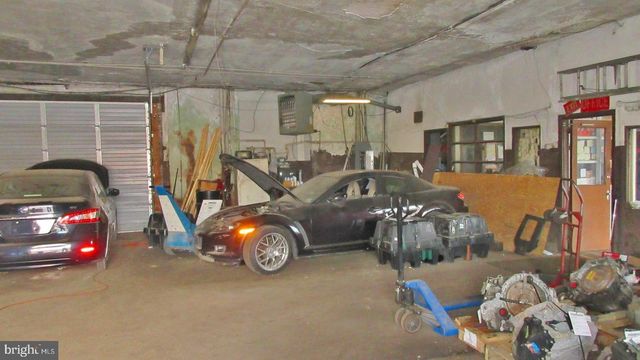 1622 W PASSYUNK AVE, Philadelphia, PA 19145