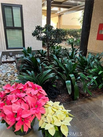 6112 Marina Pacifica, Long Beach, CA 90803