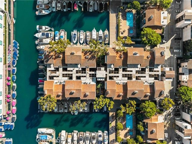 6112 Marina Pacifica, Long Beach, CA 90803