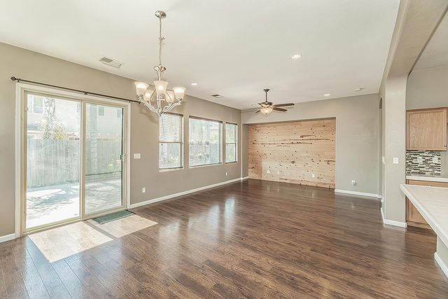 7357 E Redlands Avenue, Fresno, CA 93737