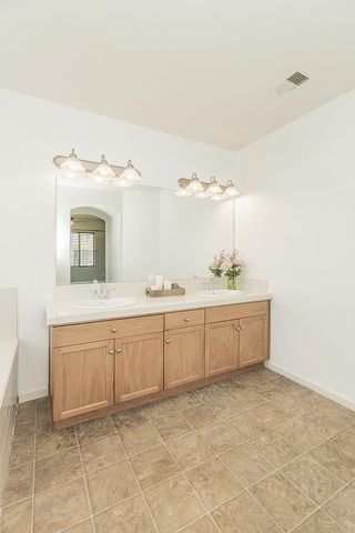 7357 E Redlands Avenue, Fresno, CA 93737