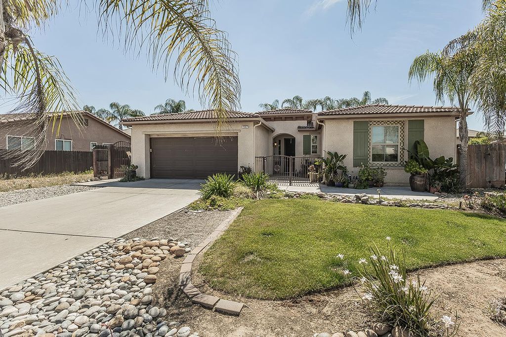 7357 E Redlands Avenue, Fresno, CA 93737