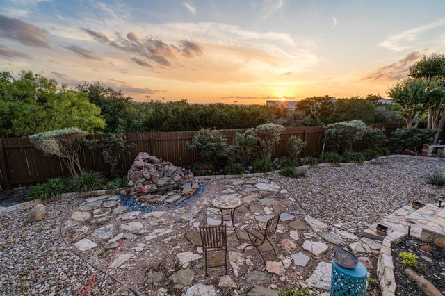 2409 Golden Gate PARK, Austin, TX 78732