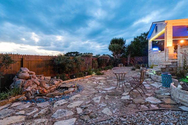 2409 Golden Gate PARK, Austin, TX 78732