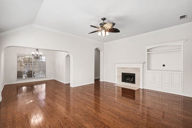 8128 Hosta Way, Fort Worth, TX 76123