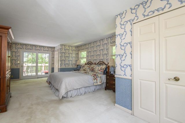 N67W32480 Wildwood Point ROAD, Hartland, WI 53029