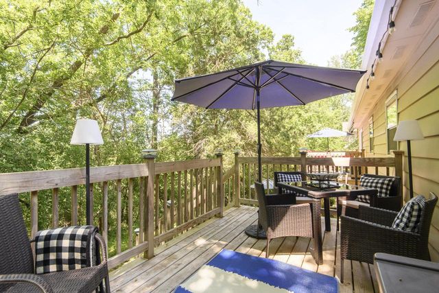 N67W32480 Wildwood Point ROAD, Hartland, WI 53029