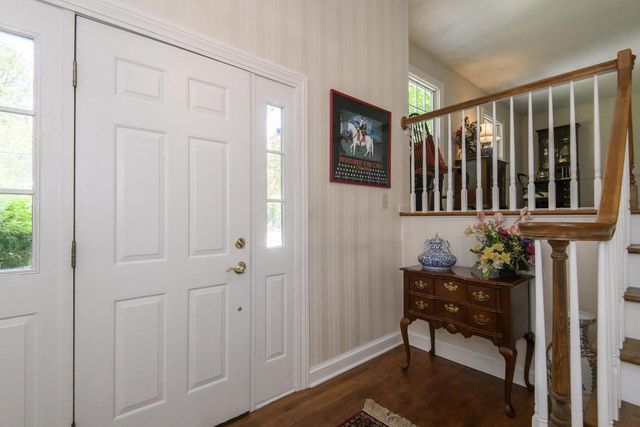 N67W32480 Wildwood Point ROAD, Hartland, WI 53029