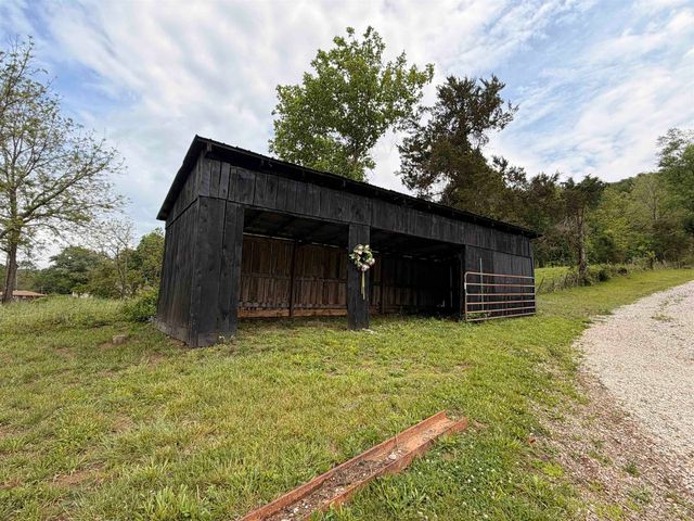 6897-B COUNTY ROAD 15, Chesapeake, OH 45619