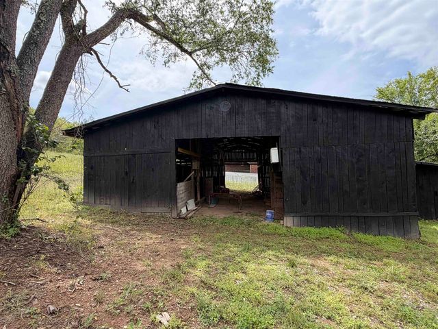 6897-B COUNTY ROAD 15, Chesapeake, OH 45619