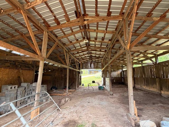 6897-B COUNTY ROAD 15, Chesapeake, OH 45619