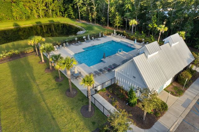 210 W Respite Lane, Summerville, SC 29483