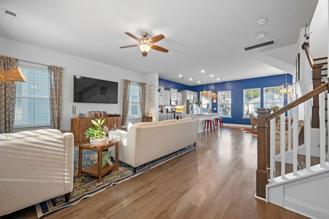 210 W Respite Lane, Summerville, SC 29483