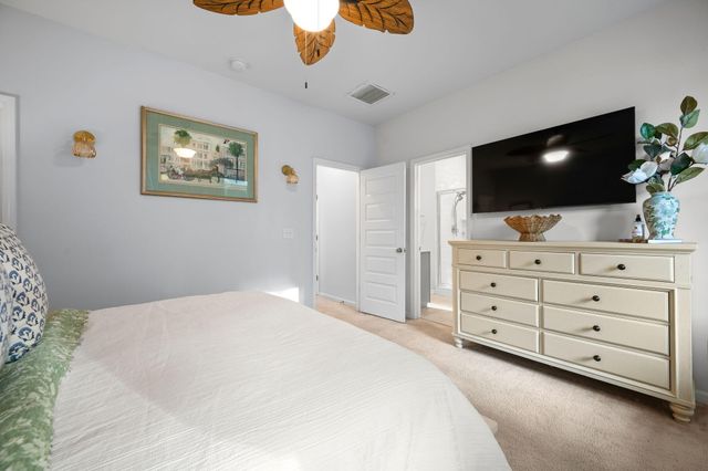 210 W Respite Lane, Summerville, SC 29483