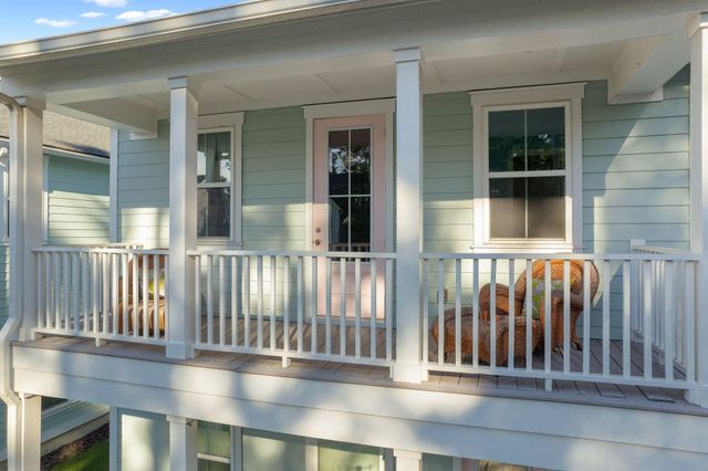 210 W Respite Lane, Summerville, SC 29483