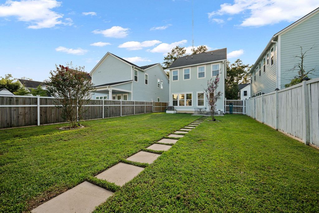 Image 60 of property listing at 210 W Respite Lane, Summerville, SC 29483