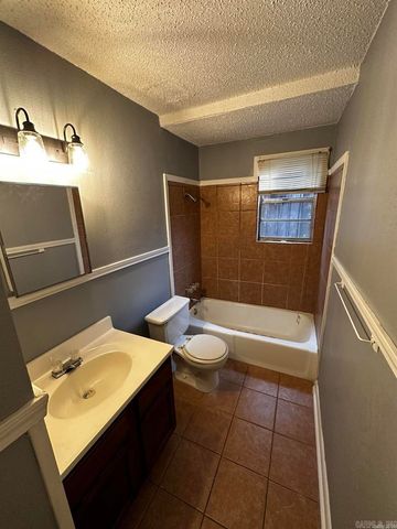 4815-4821 School St, North Little Rock, AR 72117