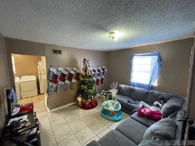 4815-4821 School St, North Little Rock, AR 72117