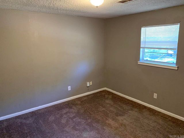 4815-4821 School St, North Little Rock, AR 72117