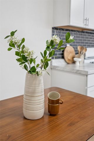 4016 E Seneca Avenue, Des Moines, IA 50317