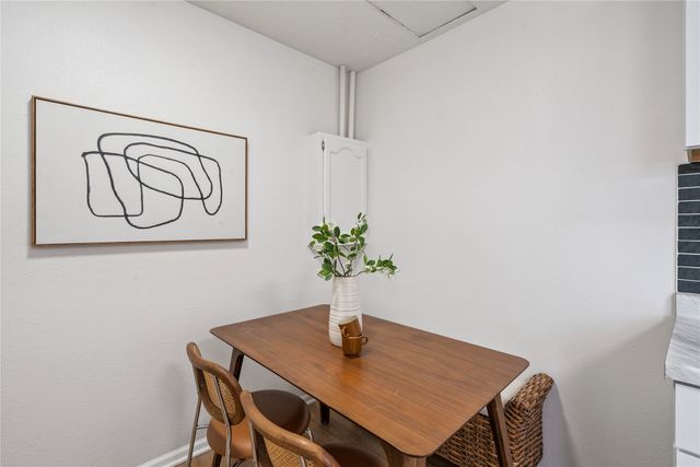 4016 E Seneca Avenue, Des Moines, IA 50317