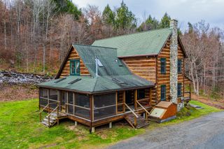34 Midsomer Meadows Lane, Barnard, VT 05031