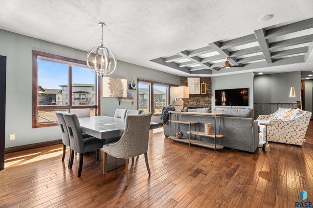 1920 S Firefly Dr Drive, Sioux Falls, SD 57110