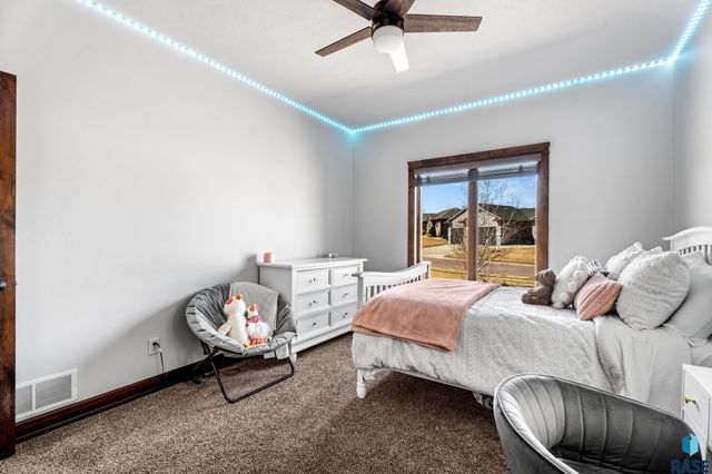 1920 S Firefly Dr Drive, Sioux Falls, SD 57110