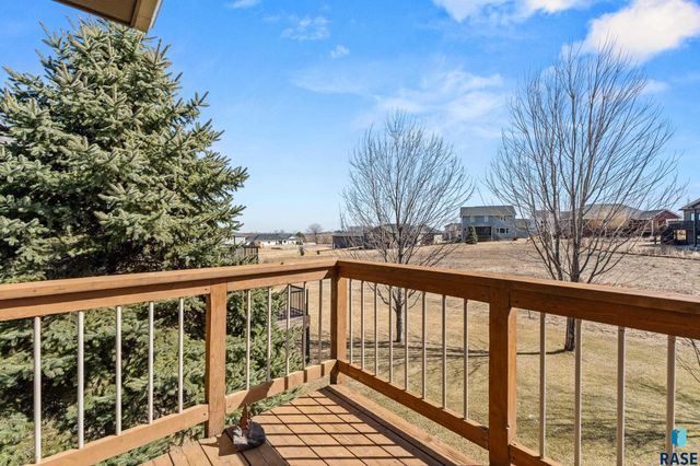 1920 S Firefly Dr Drive, Sioux Falls, SD 57110